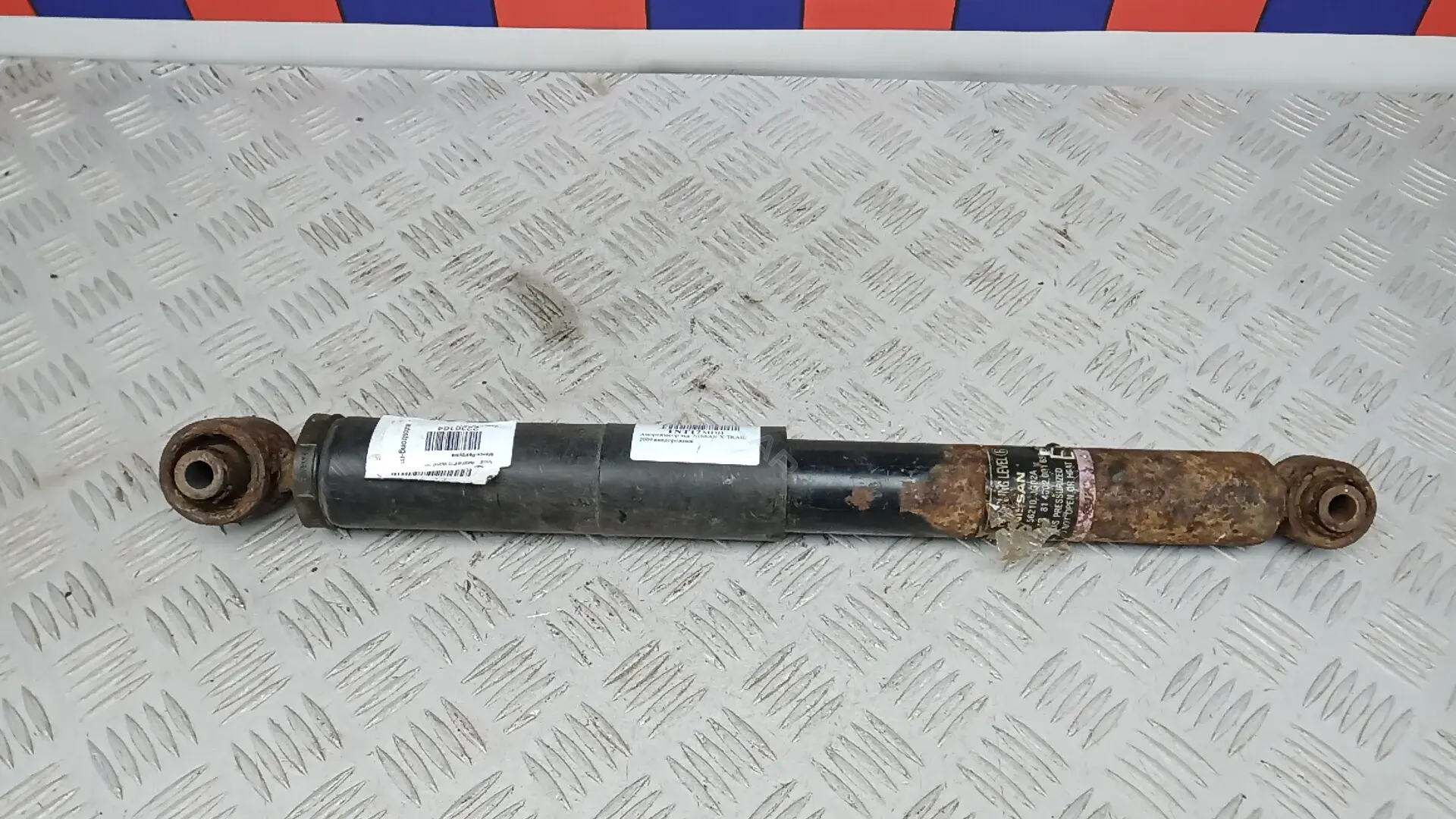 Амортизаторы E6210JG01A