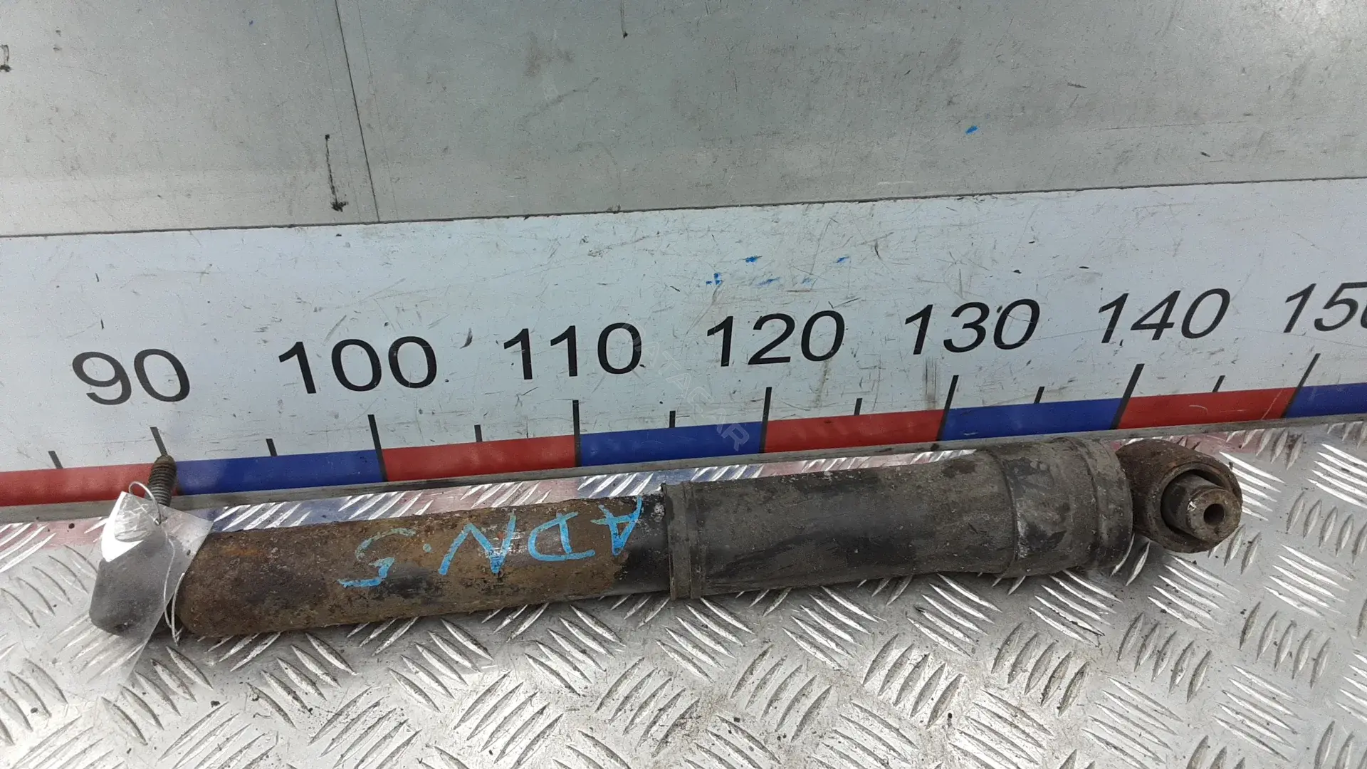 Амортизаторы ADN05LX02