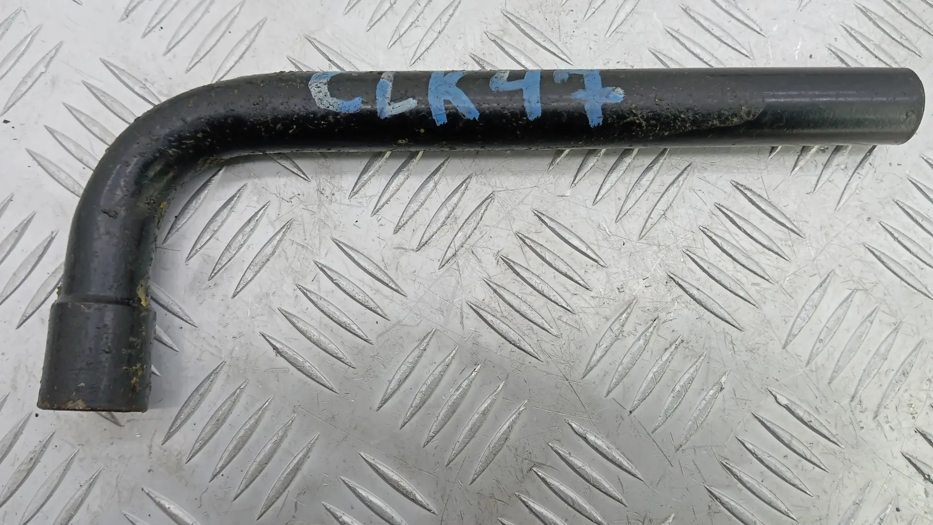 Ключ колесный (балонный) CLK47VP01