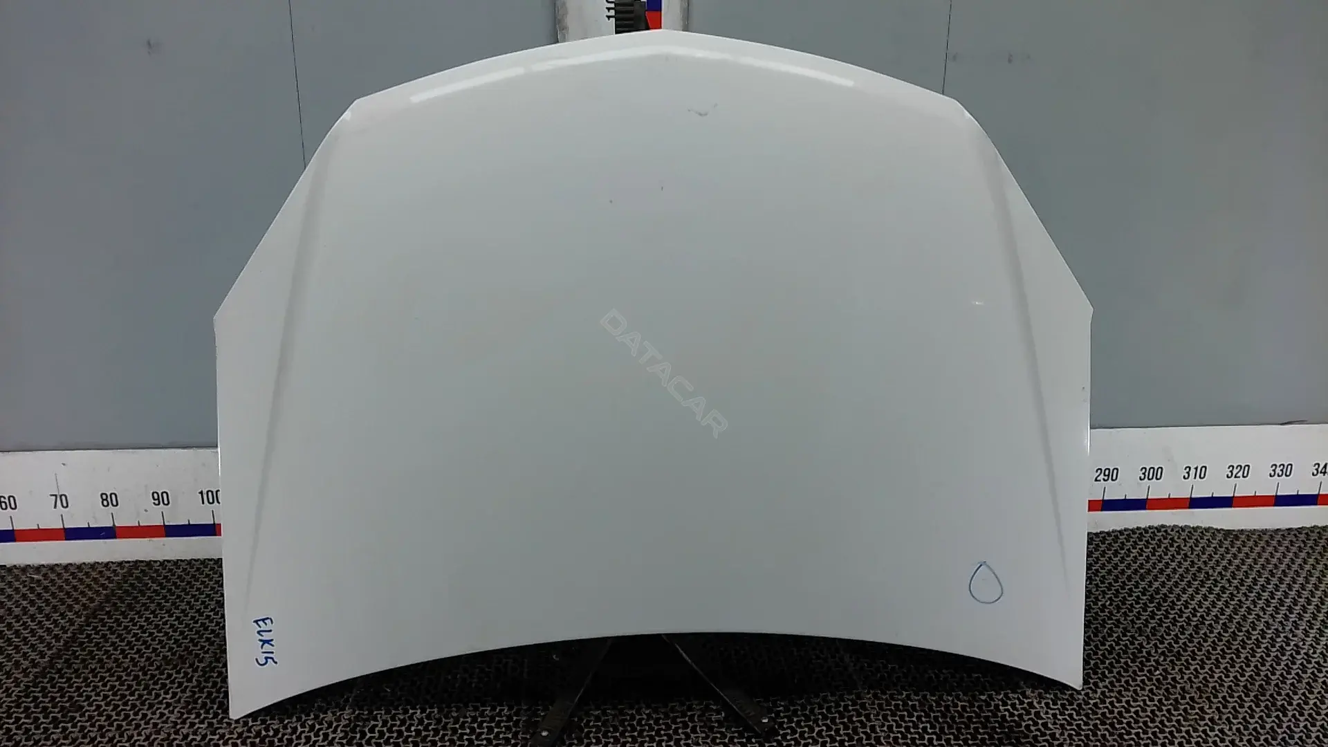 Капот ELK15D201