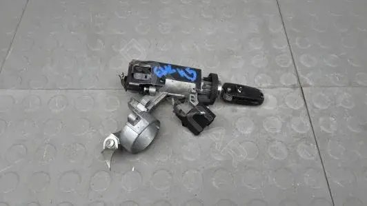 Замок зажигания ELK45J101