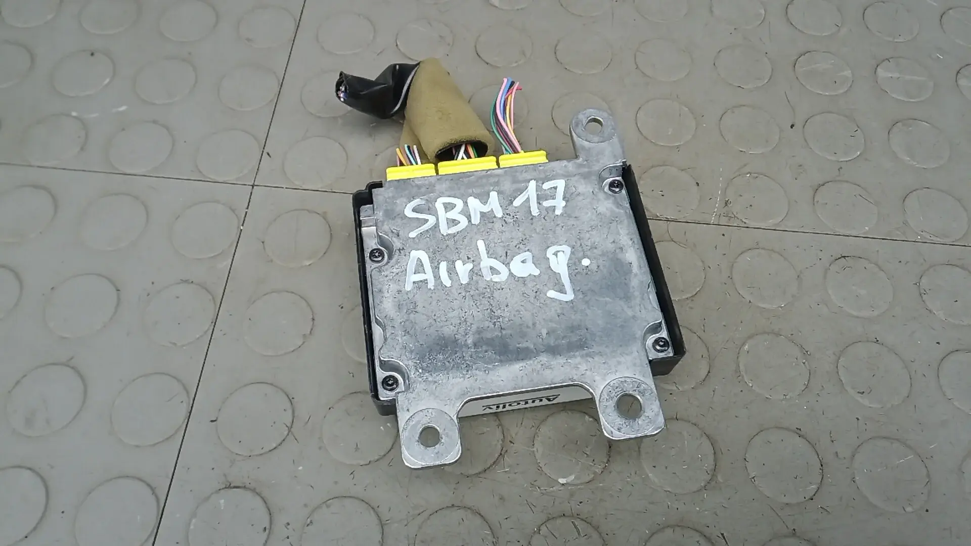 Блок управления подушками безопасности 988204cg0a