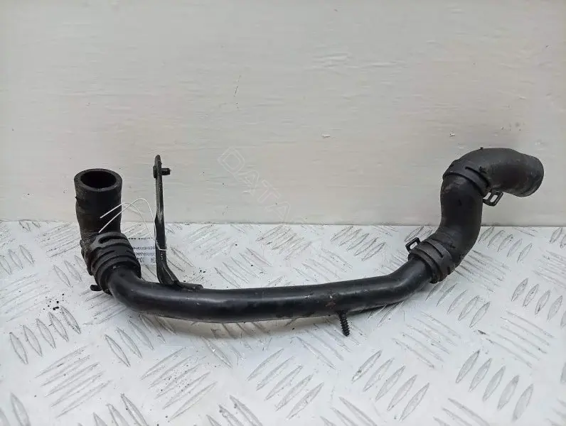Патрубки системы охлаждения 03L122157R