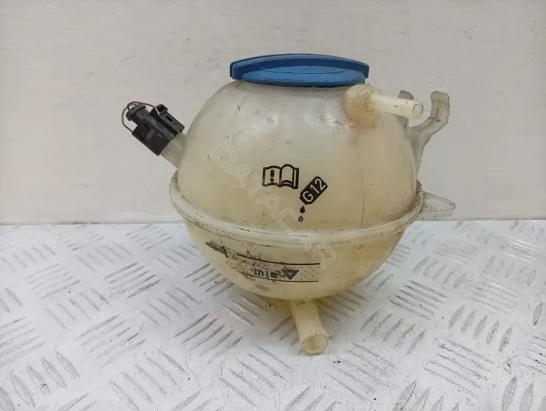Расширительный бачок 1K0121407A
