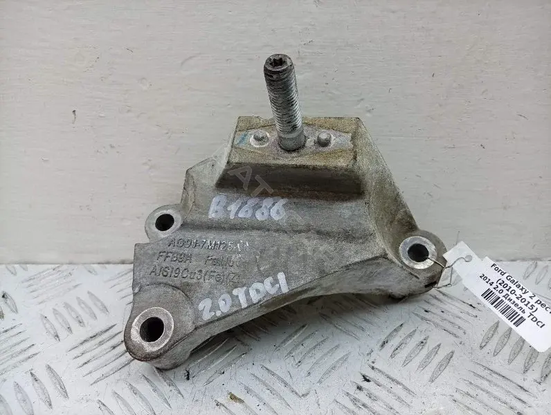 Кронштейн КПП AG917M125