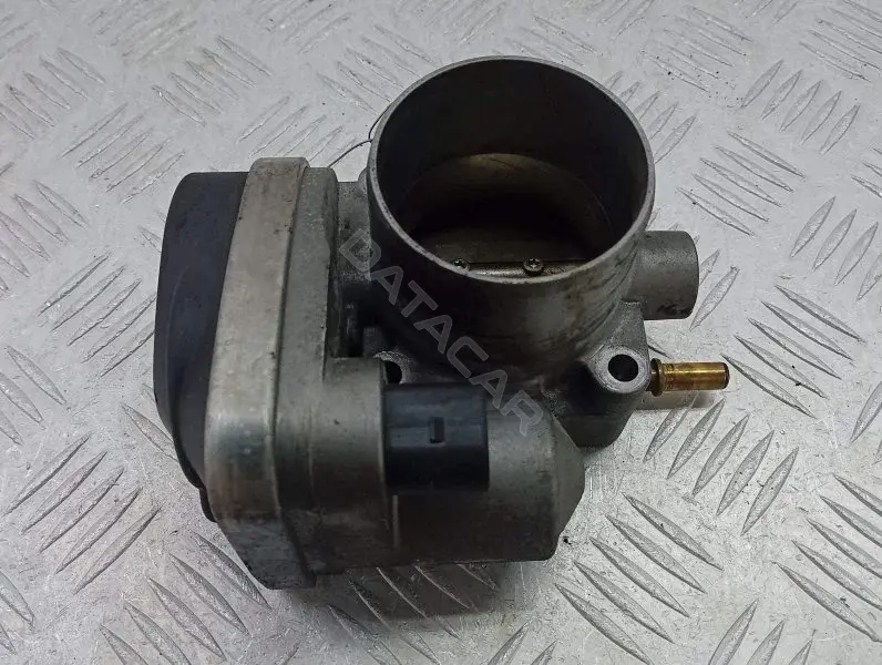 Дроссельная заслонка 8200190230