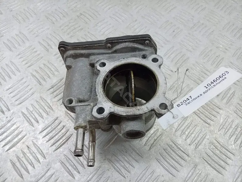 Дроссельная заслонка 261000R020