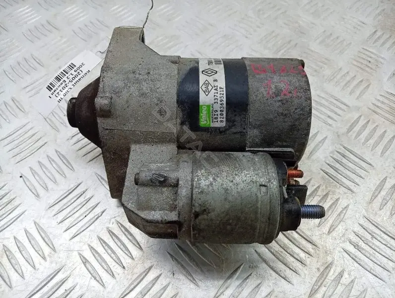 Стартер 8200369521F