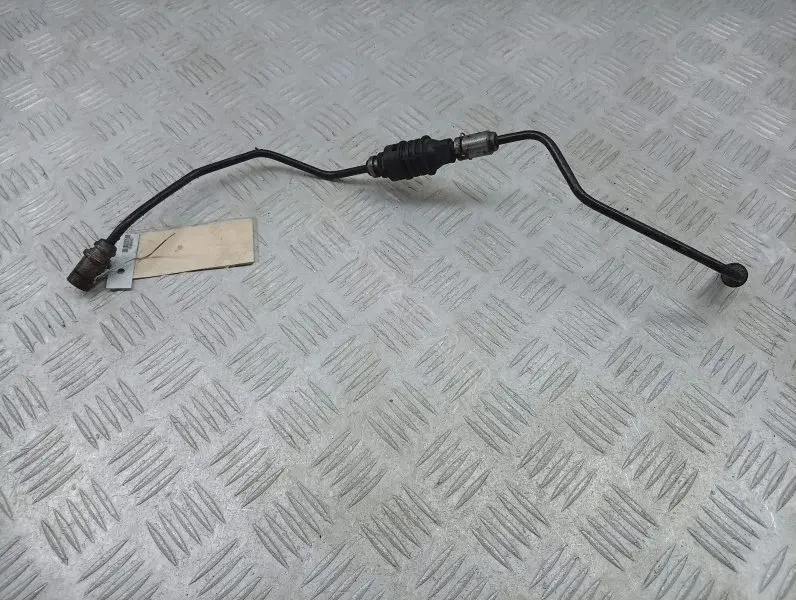 Трубка сцепления 2348A108