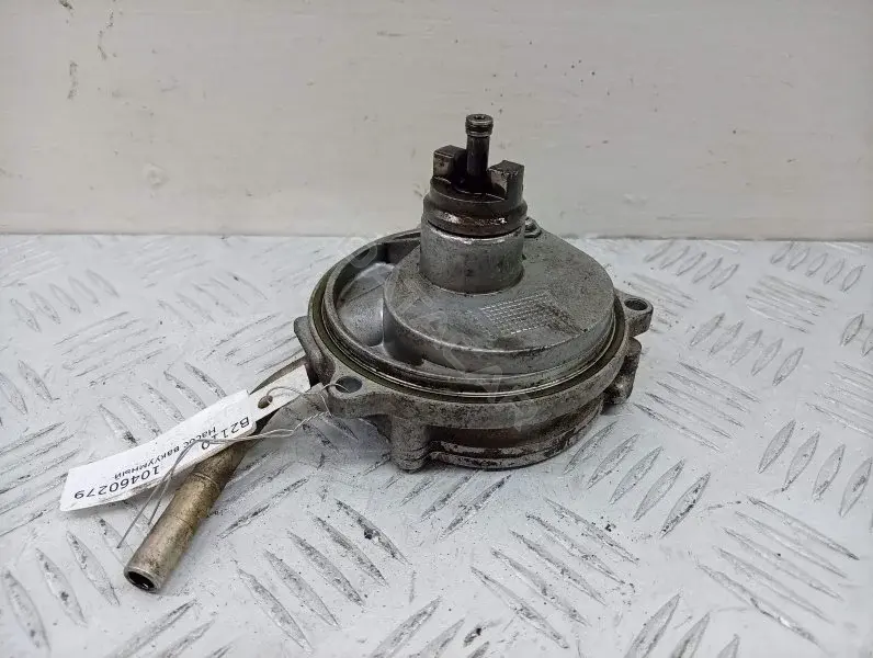 Вакуумный насос A6682300165