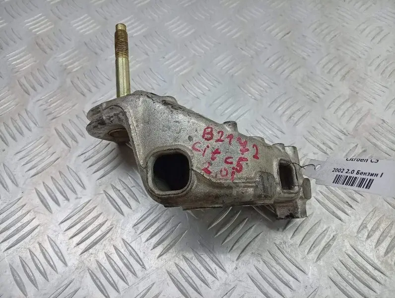 Кронштейн КПП 9640951480