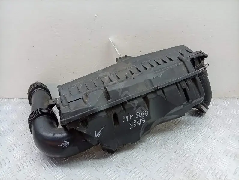 Корпус воздушного фильтра V760954680