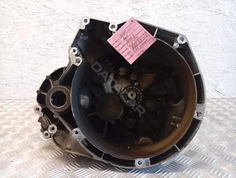 Механическая коробка передач (МКПП) AV6R7002KJ