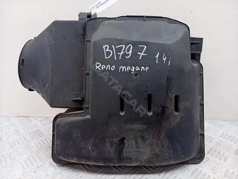 Корпус воздушного фильтра 7700104844