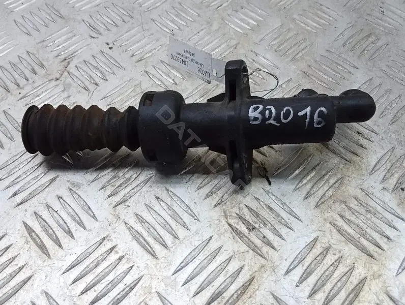 Рабочий цилиндр сцепления 10459270