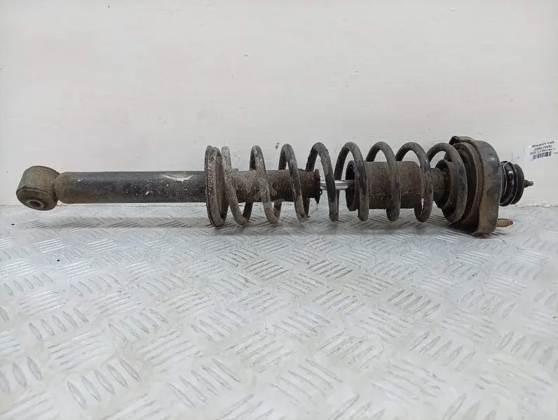 Стойка задняя MR244447