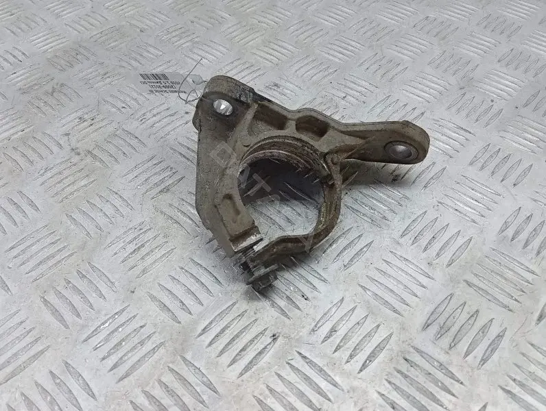 Кронштейн полуоси 8200371715E