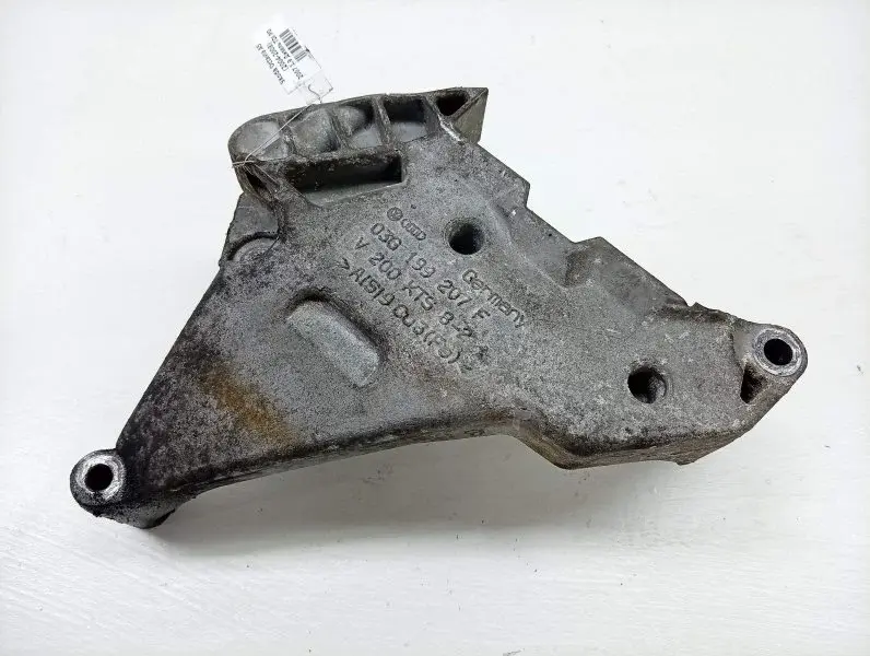 Кронштейн двигателя 03G199207F