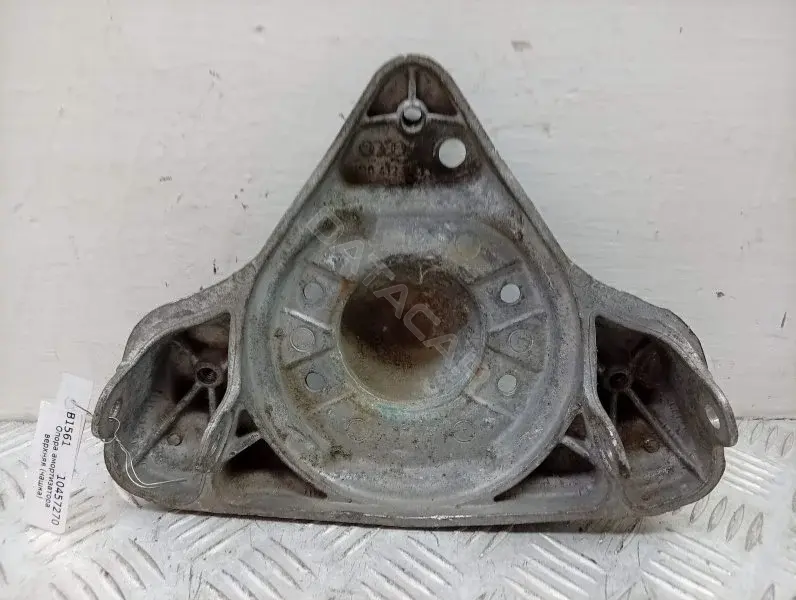 Опора амортизатора 8D0412383E