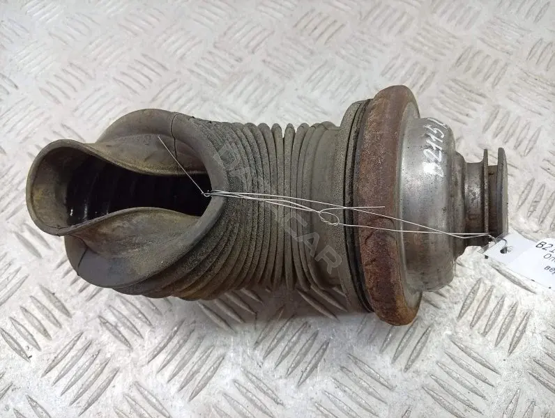Опора амортизатора 10457245
