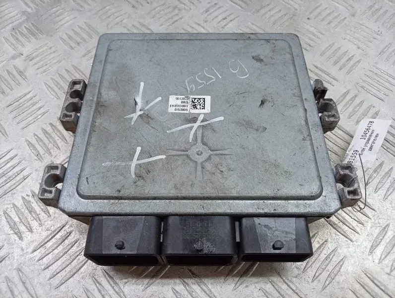 Блок управления двигателем 9800268980