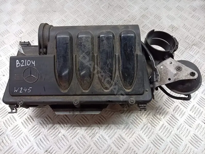 Корпус воздушного фильтра A6400900901