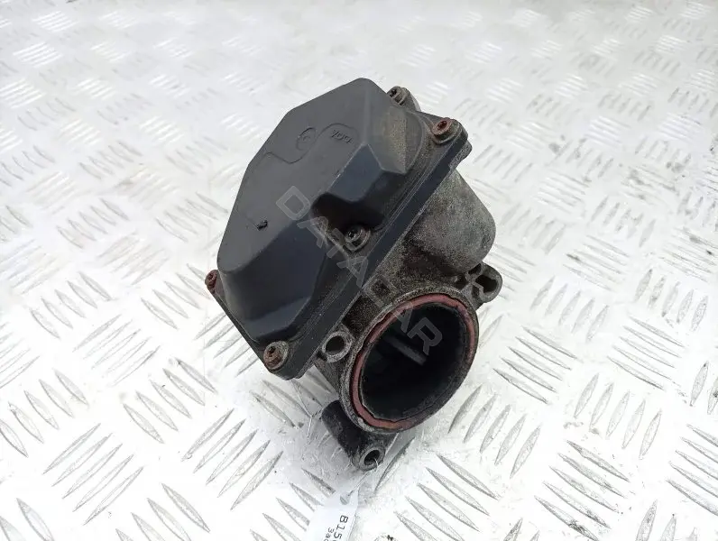 Дроссельная заслонка 03L128063E