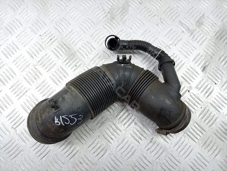 Патрубок воздушный 3C0129654AJ