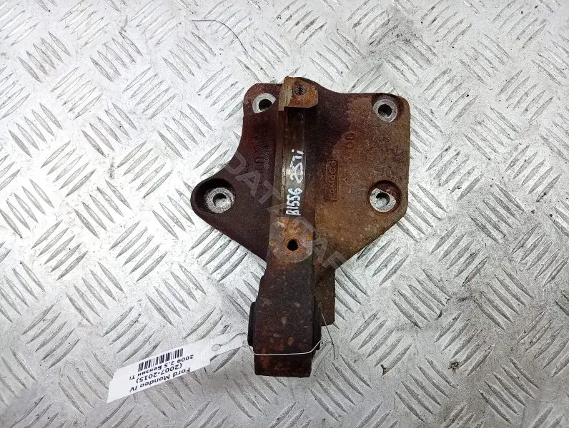Кронштейн полуоси 6G9N3K305DD