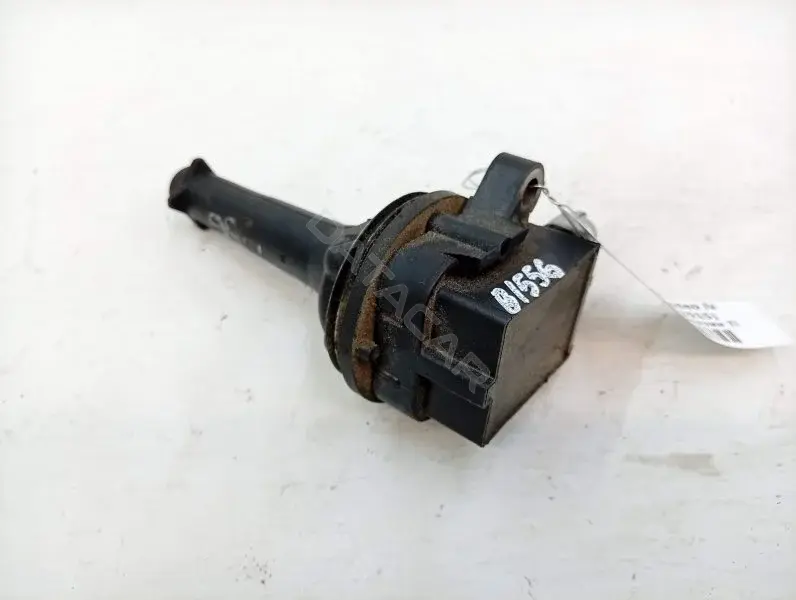 Катушка зажигания 30713417