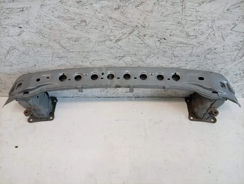 Усилитель бампера CV61S10922AE