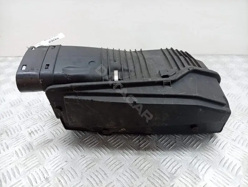 Корпус воздушного фильтра A6460900901