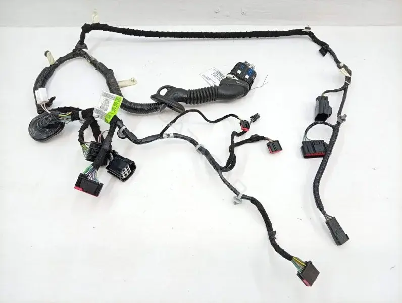 Проводка двери EV4T14A584B6EJ3