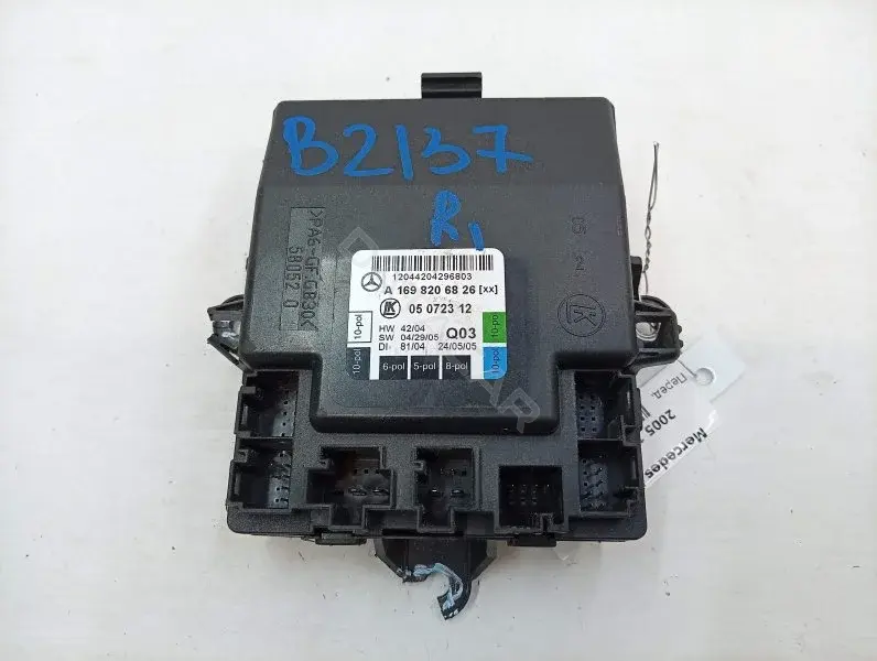Блок управления двери A1698206826