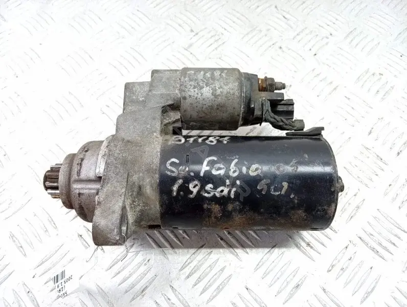 Стартер 10452477