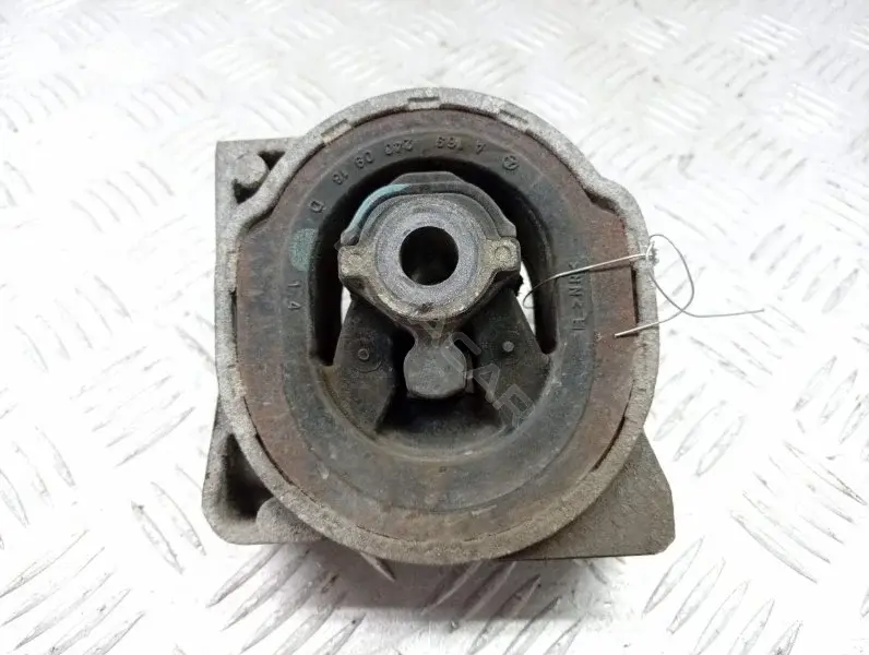 Подушка двигателя (Опора) A1692400918