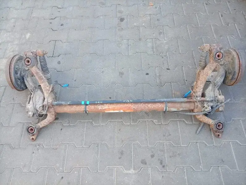 Балка подвески 10451848