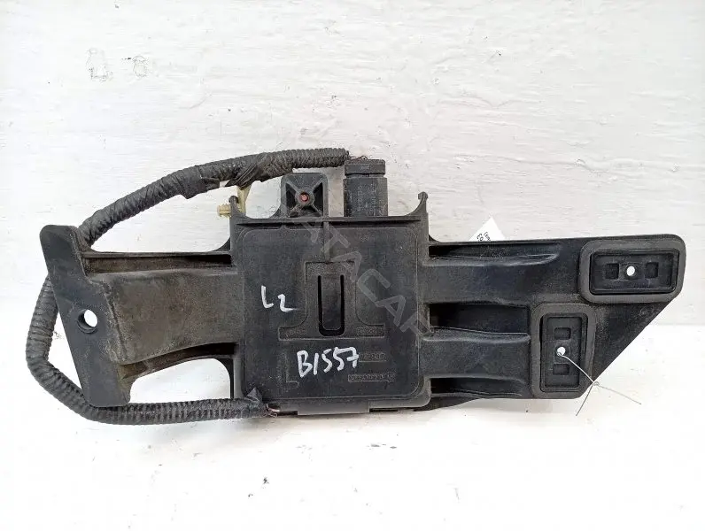 Датчик мертвых (слепых) зон DV6T14C689BB