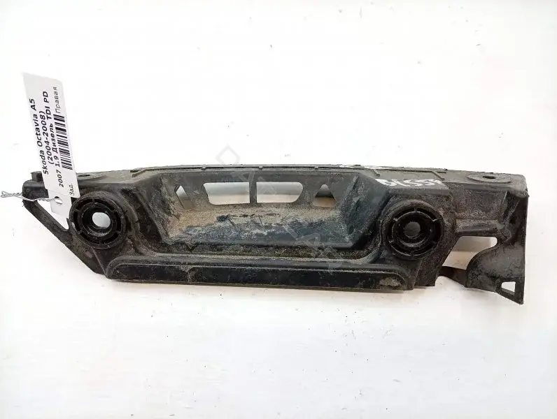 Кронштейн-направляющая бампера 1Z9807394