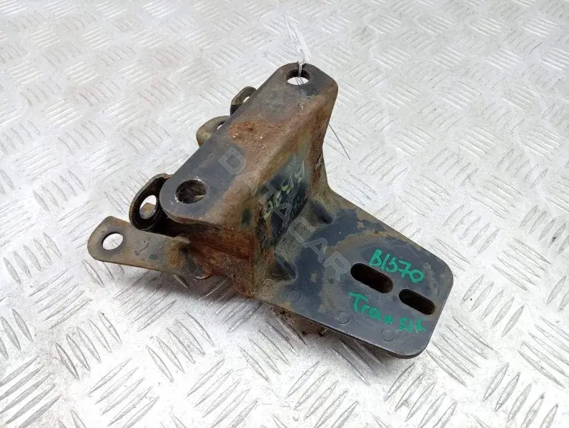 Кронштейн двигателя 95VB6B092BF