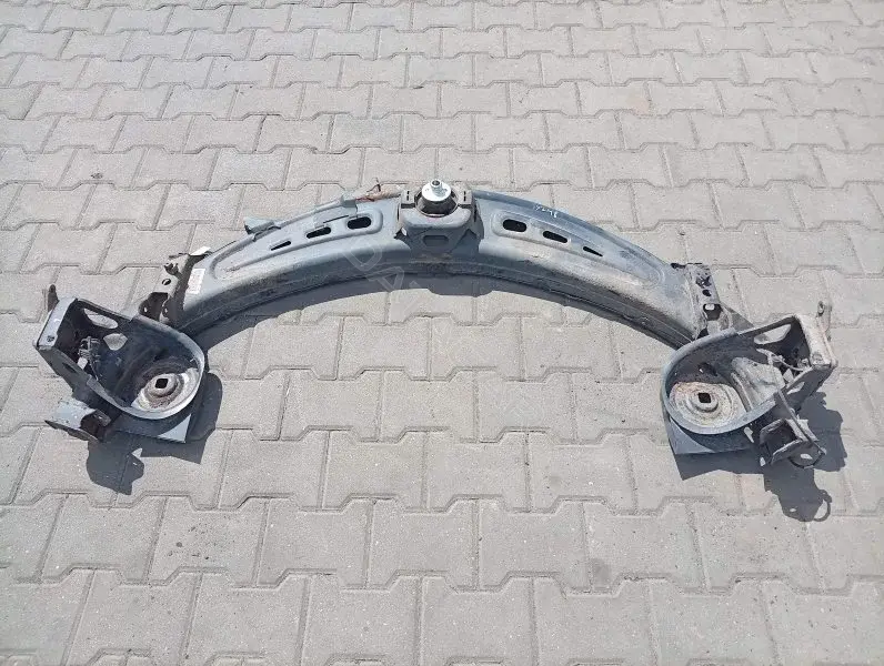 Балка подвески 10451437
