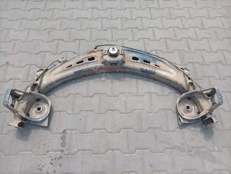 Балка подвески 10451381