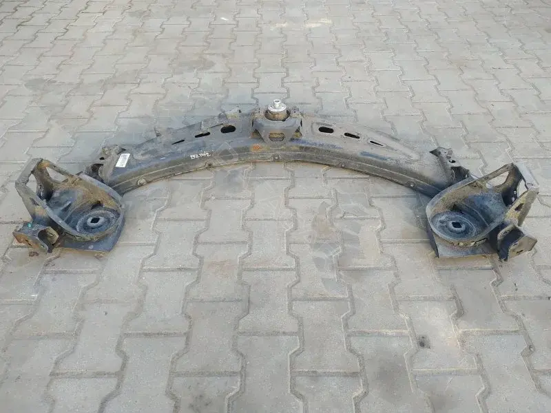Балка подвески 10451376
