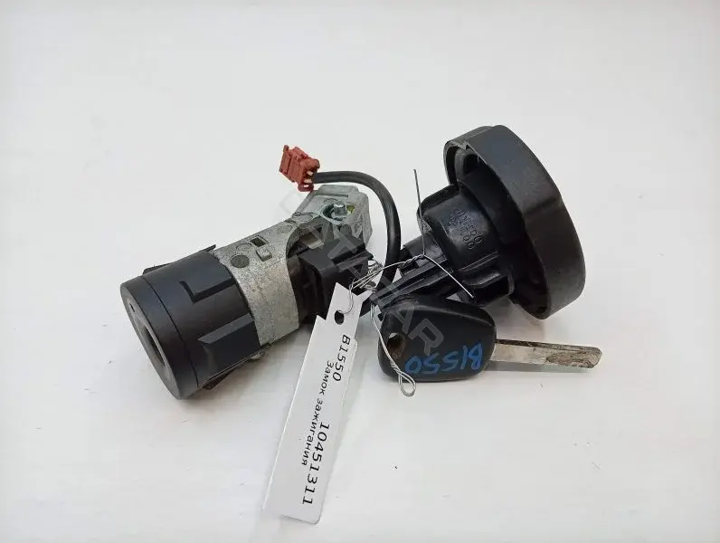 Замок зажигания 10451311