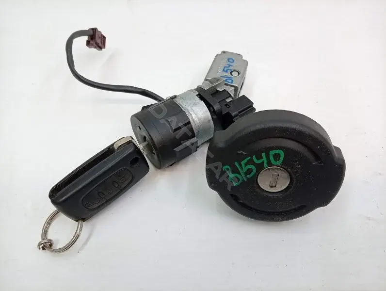 Замок зажигания 10450893