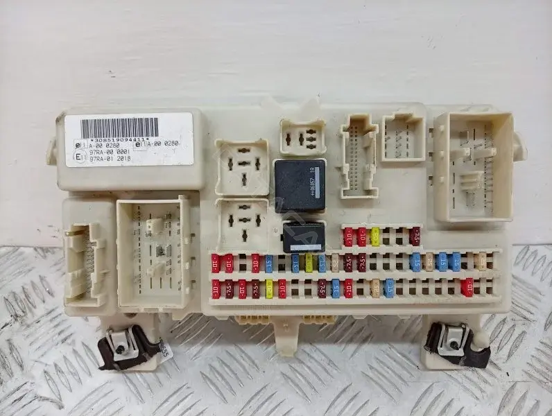 Блок предохранителей 4M5T14A073AF
