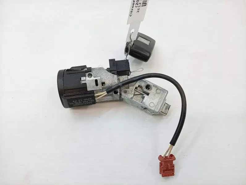 Замок зажигания 10450158