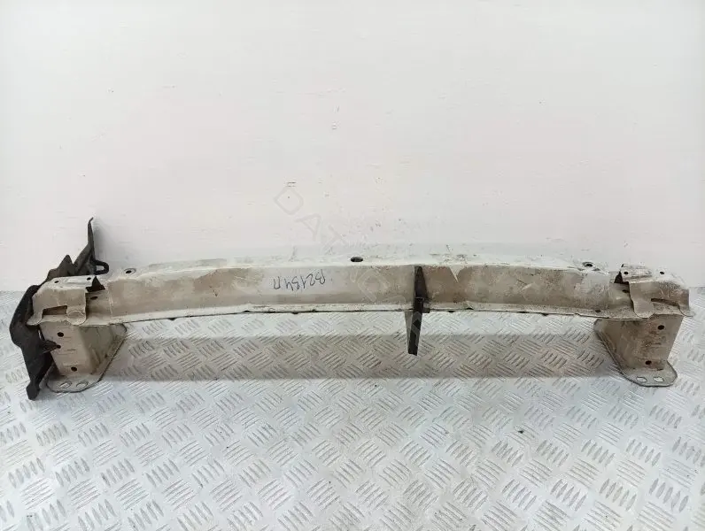 Усилитель бампера 10449886