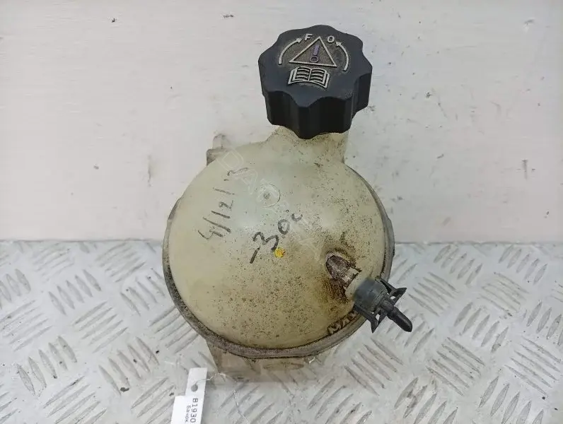 Расширительный бачок 10449671