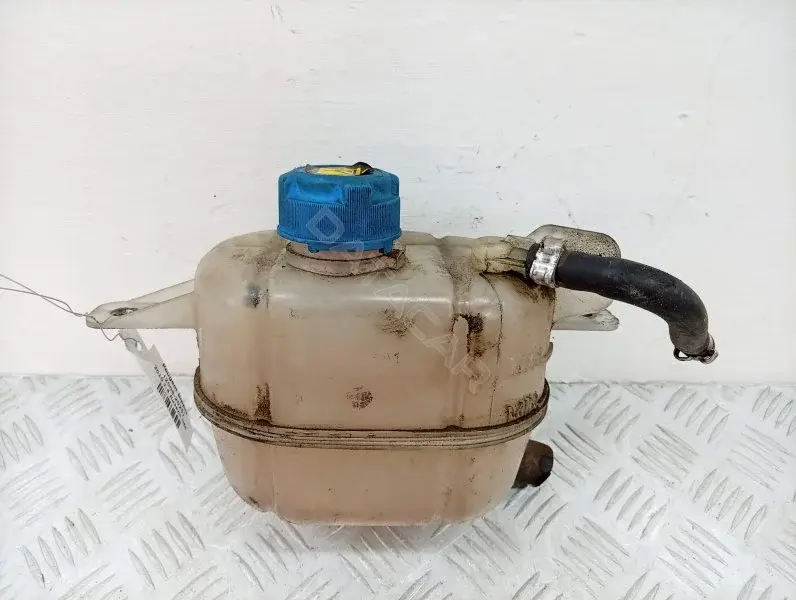 Расширительный бачок 10449644
